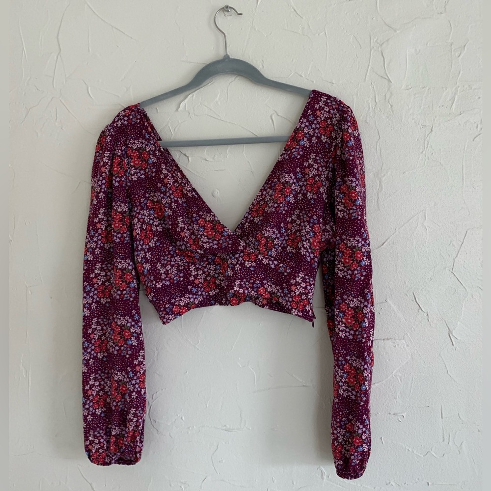 Long sleeve floral top